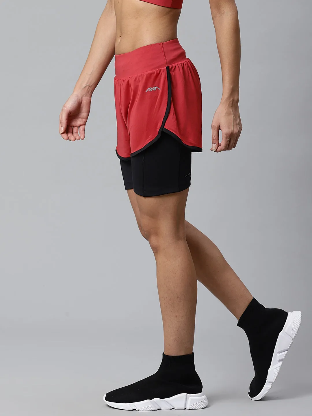 Alcis Women Maroon Black Colourblocked Regular Fit Sports Shorts