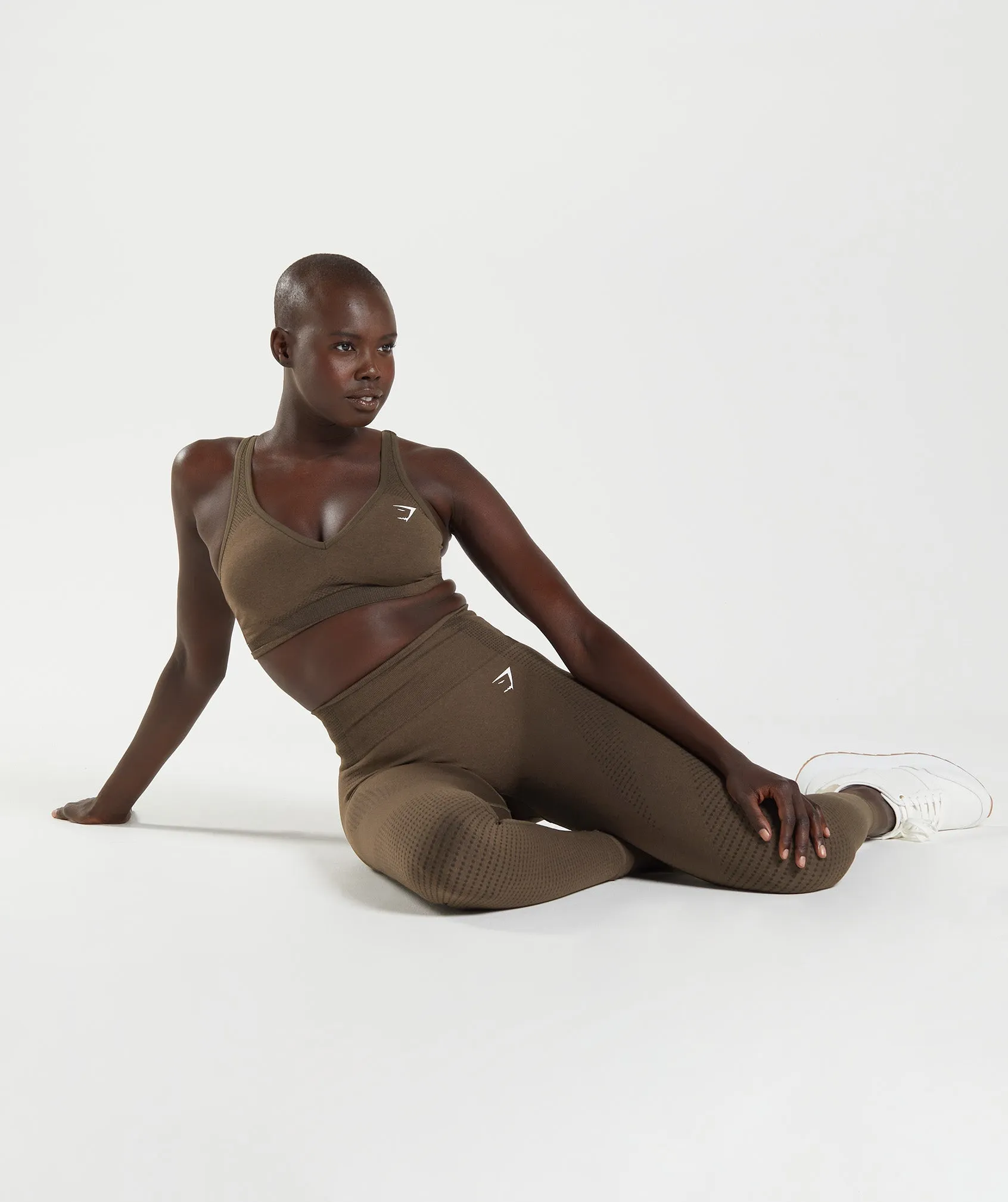 Gymshark Vital Seamless 2.0 V Neck  Sports Bra - Espresso Marl
